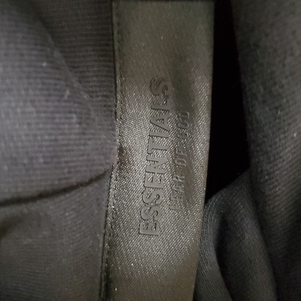 ESSENTIALS FEAR OF GOD Hoodie (sz L) - Picture 6 of 8